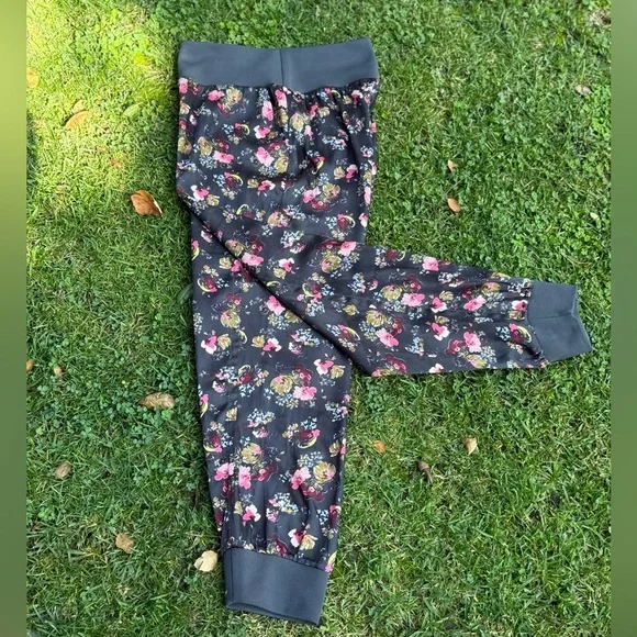 Cinq à Sept "Giles" chic floral joggers - size L - Picture 5 of 5
